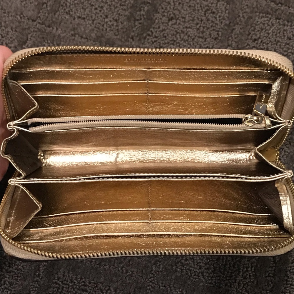 Burberry wallet